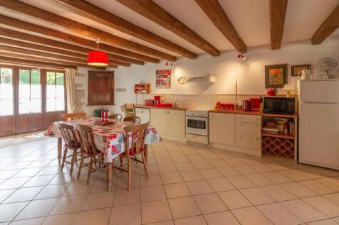 Property Image 11
