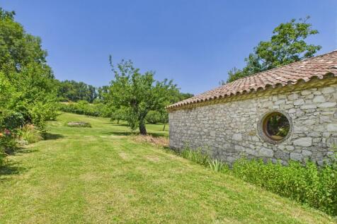 Property Image 37