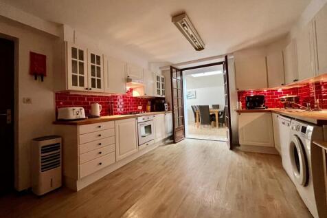 Property Image 13