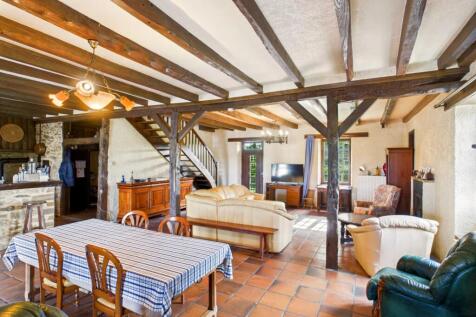 Property Image 4