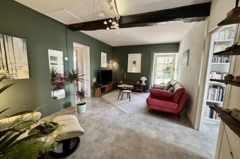 Property Image 4