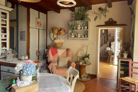 Property Image 6