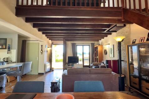 Property Image 11