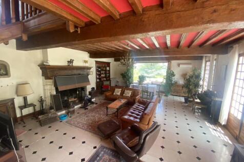 Property Image 11