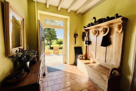 Property Image 6