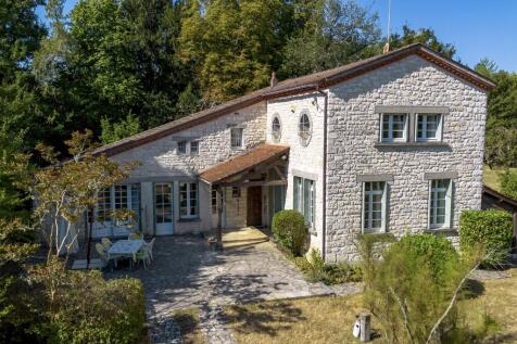 Property Image 1
