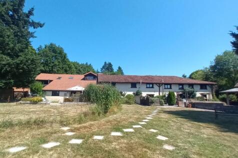 Property Image 11