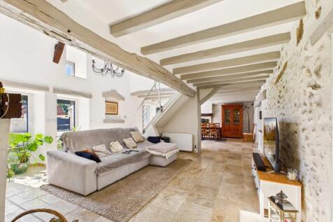 Property Image 4