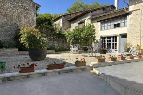 Property Image 12
