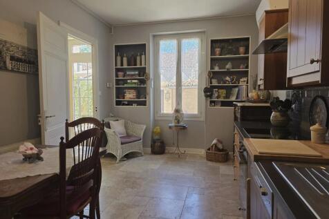 Property Image 6