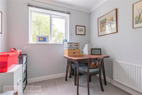 Bedroom/Study