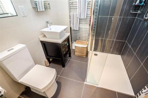 En-Suite 1st Floor