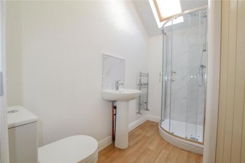 2nd Floor ShowerRoom