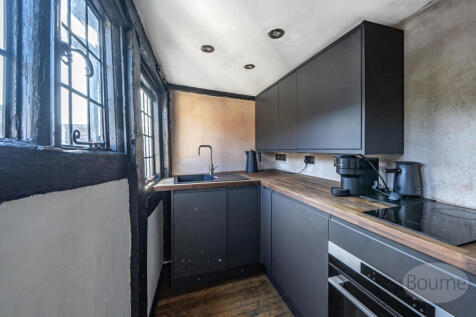 7777912e-b92d-4b0...