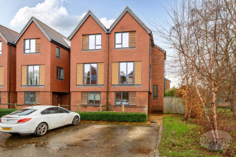 bdb9535e-9f02-492...