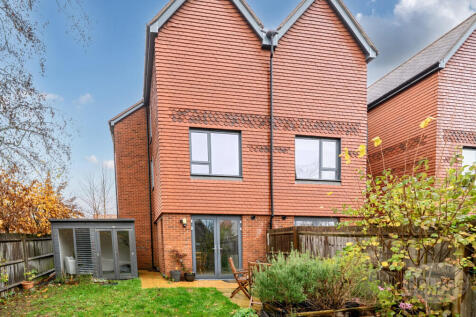 ac7316c5-9635-46a...