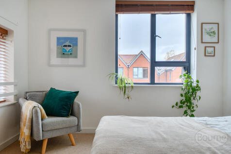 fcf10080-a4af-4c7...