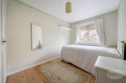 f53c8446-ef46-45e...