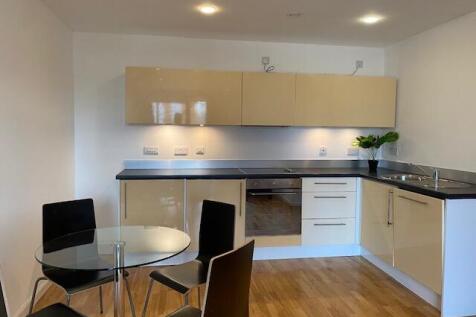 living/kitchen