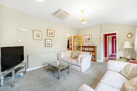 Airfield Lodge (Wigsley)-39.jpg