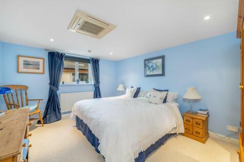Airfield Lodge (Wigsley)-64.jpg