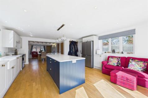 Living Kitchen Diner