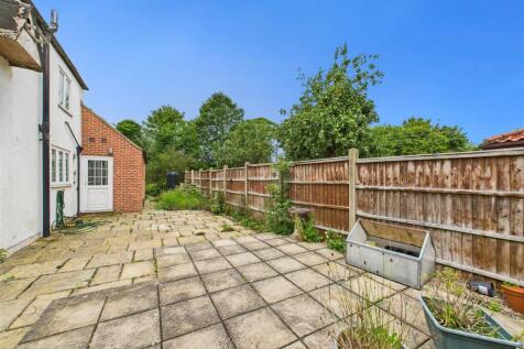 CAM04235G0-PR0075-STILL023.jpg