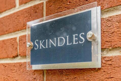 Skindles (Caunton)-10.jpg