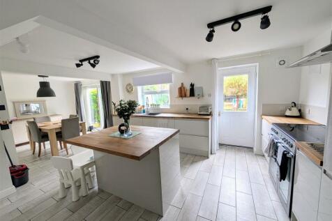 Open Plan Kitchen Diner