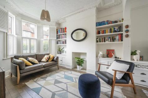 Cavendish Drive E11