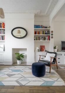 Cavendish Drive E11