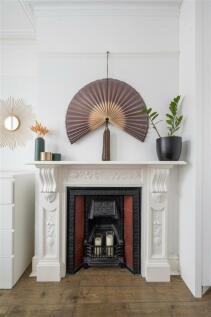 Cavendish Drive E11