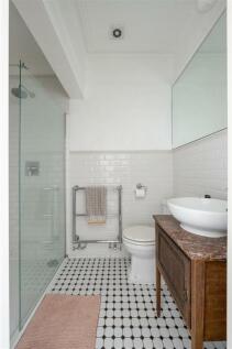 Cavendish Drive E11