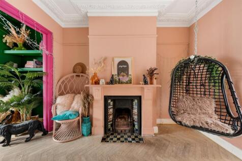 Gordon Road E11