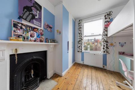 Gordon Road E11
