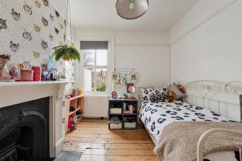 Gordon Road E11