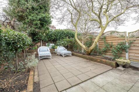 Grove Green Road E11