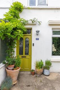 Stafford Road E7
