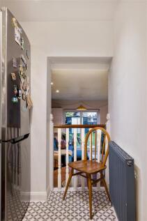 17, Teesdale Road E11