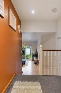 17, Teesdale Road E11