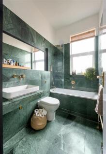 Neville Road E7