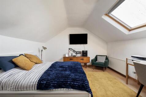 Grove Green Road E11