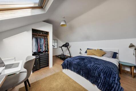 Grove Green Road E11