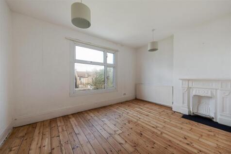 Chadwick Road E11