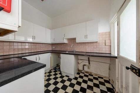 Chadwick Road E11