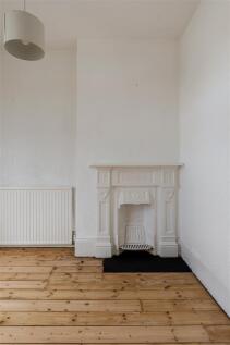 Chadwick Road E11