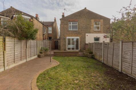 Chadwick Road E11
