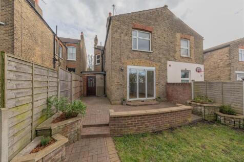Chadwick Road E11