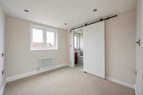 Southwell Grove Road E11