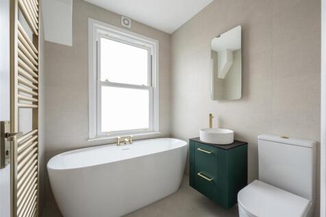 Southwell Grove Road E11